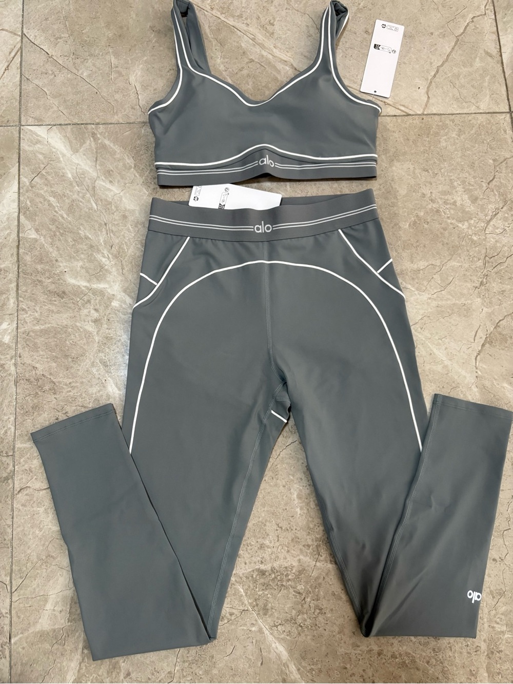 ALO Yoga Gray High-Rise Leggings and Matching Sports Bra Set